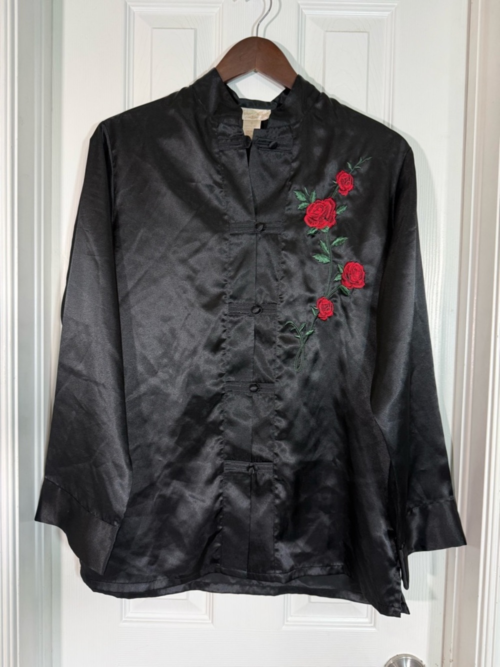 Vintage Sears Inner Most Black Satin Pajama Top Rose Embroidered Frog Closure